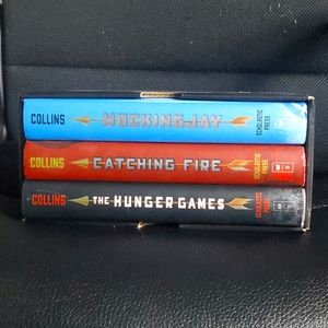 Hardcover Hungergames book series
